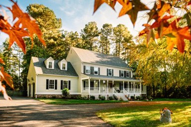 Colonial style house