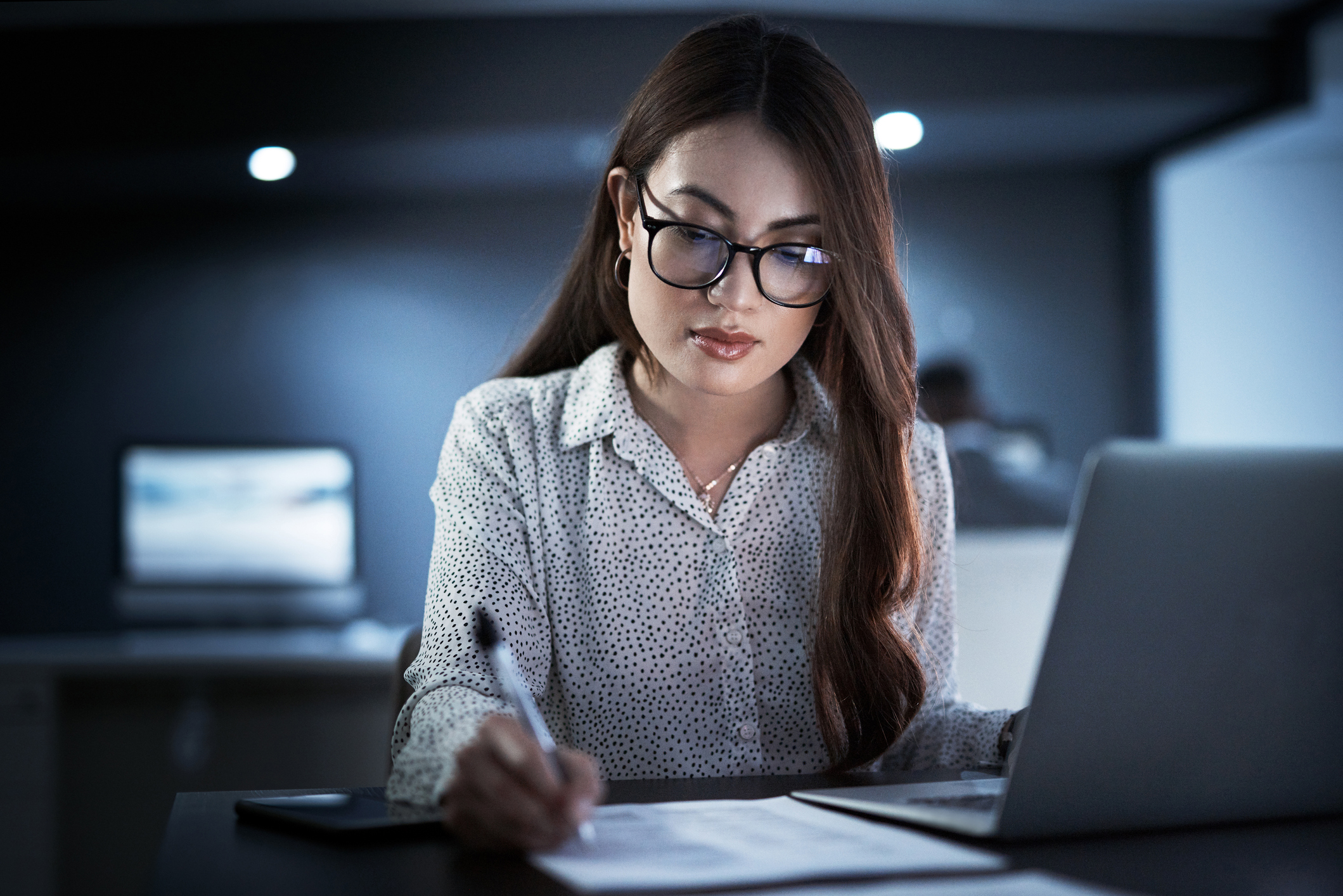 Person conducting mortgage research